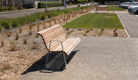 West Melton-Shopping-Centre-seating